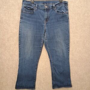 Levis Womens Size 32 (34x24) Medium Wash Mid Rise‎ Classic Capri Jeans